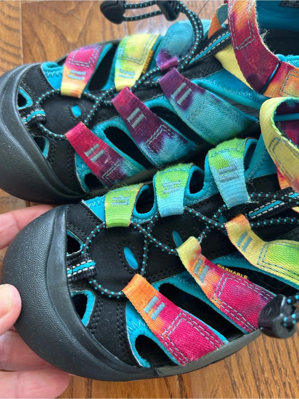 Keen ladies 6 shoes
